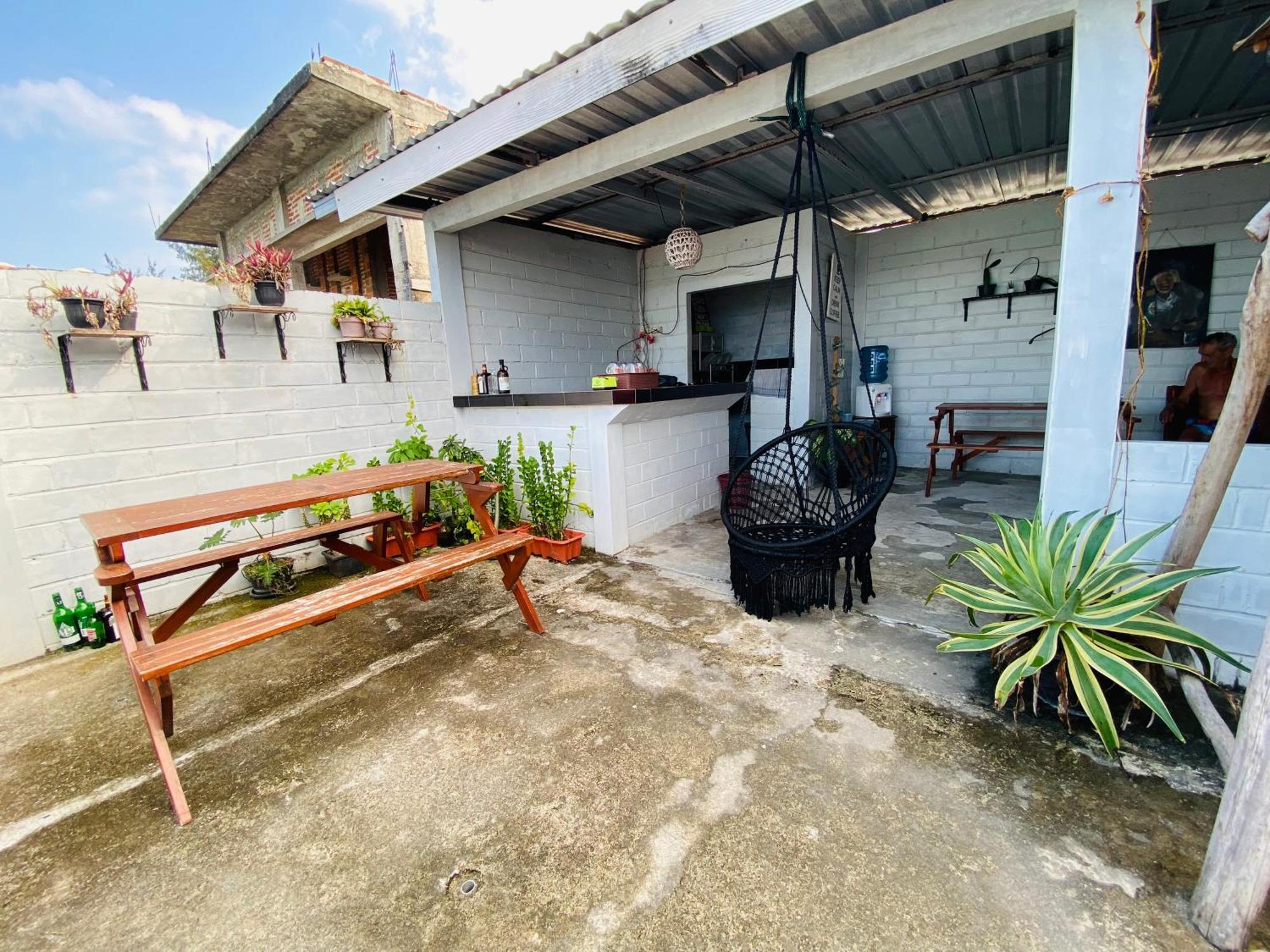 بيت شباب Js House View كاريمونجاوا المظهر الخارجي الصورة