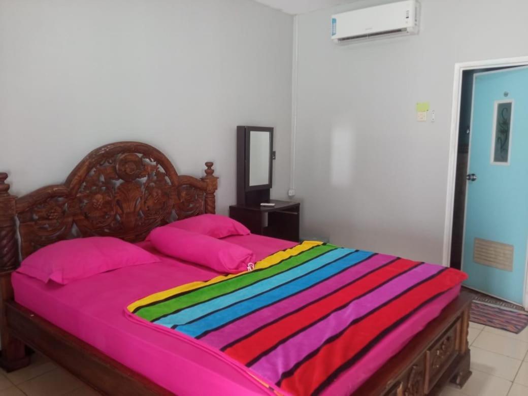 بيت شباب Js House View كاريمونجاوا المظهر الخارجي الصورة